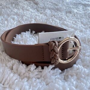 Zara Cute belt. Perfect for fall weather outfit!